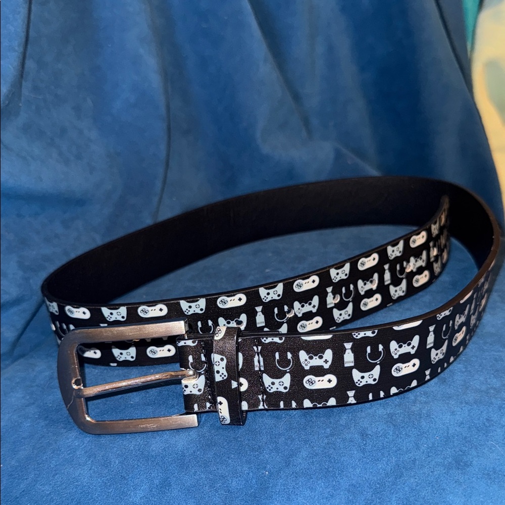 Like new kids Black blue and White remote control Pattern Belt
34 inches
